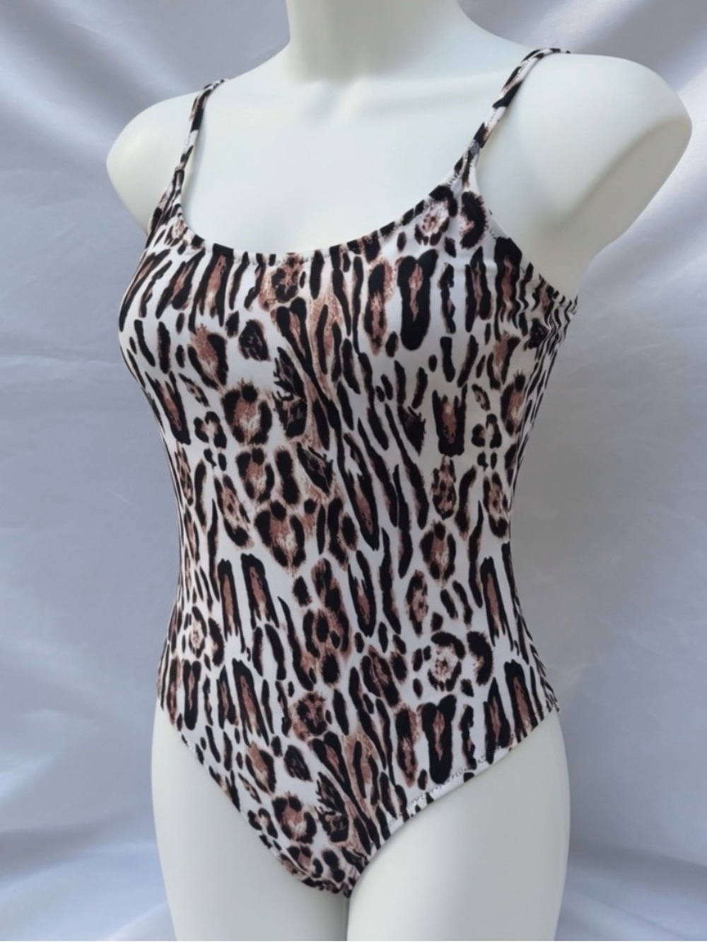 Womans Leopard Print One-Piece Swimsuit - Brown/Black